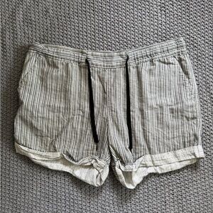 Eddie Bauer Striped Grey and White Linen Shorts With Drawstring XL